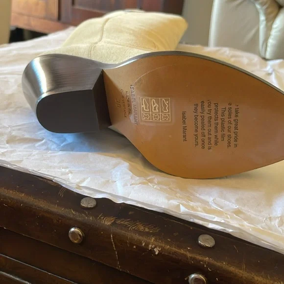 ISABEL MARANT Suede Boots in Ecru - NWT - Picture 5 of 16